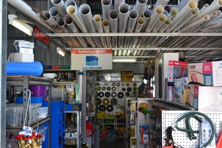 Tamborine Traders Shed